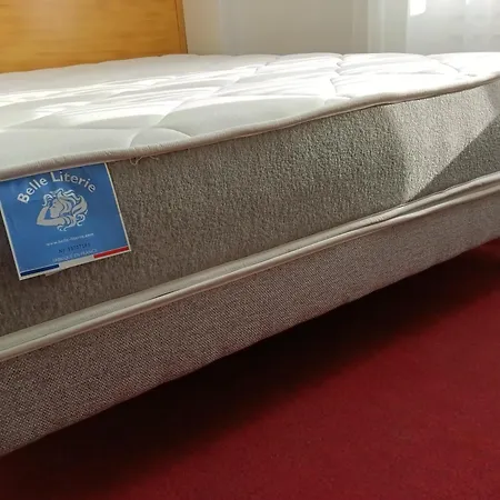 Sur La Route Touristique Du Champagne