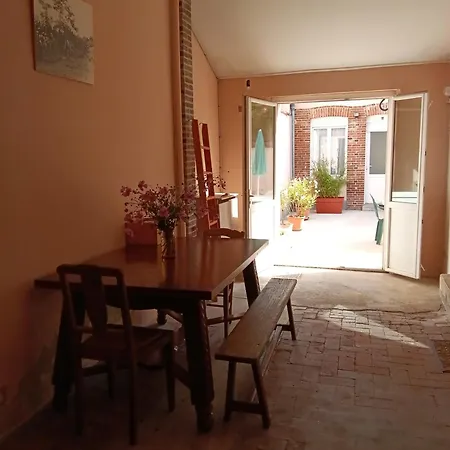 Sur La Route Touristique Du Champagne Sezanne