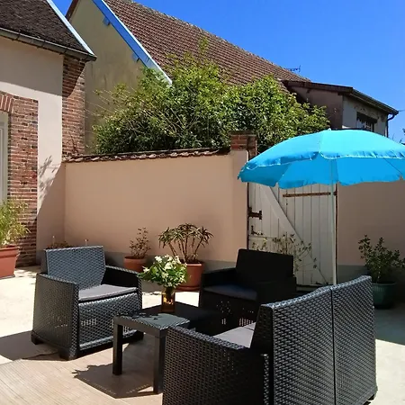 Sur La Route Touristique Du Champagne