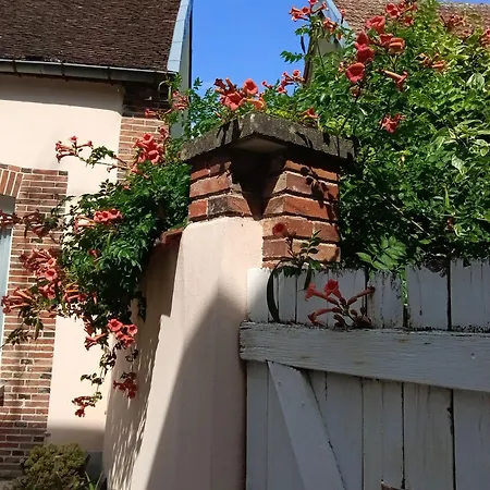Sur La Route Touristique Du Champagne