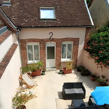 Sur La Route Touristique Du Champagne アパート